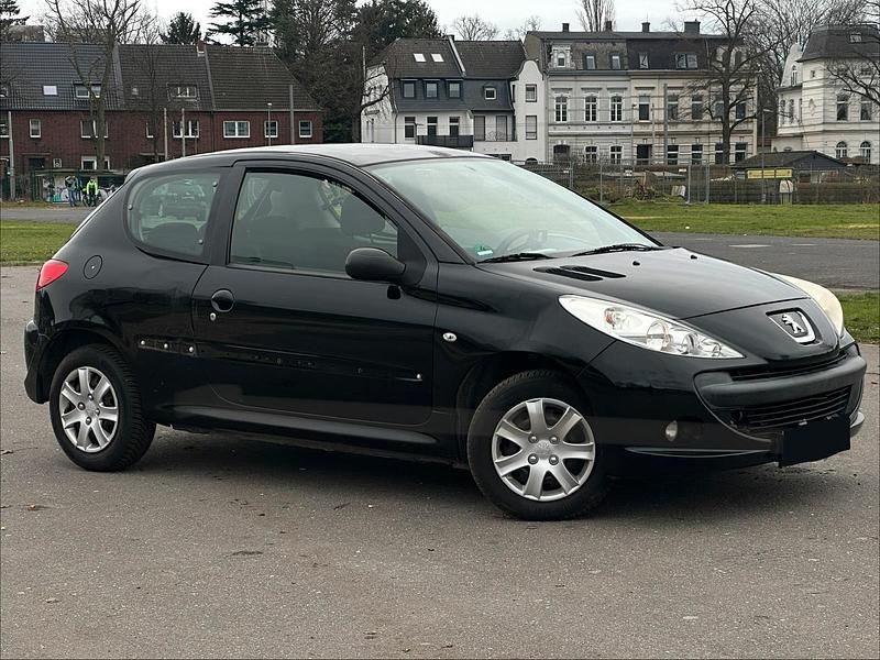 Schwarz Gebraucht 2010 Peugeot 206+ Kleinwagen | 1.900 € - Bild 1/4