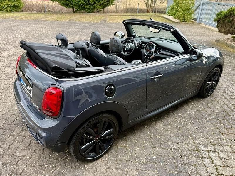 Gebraucht Mini Cooper S 192 PS (141 kW) 2019 Grau Kleinwagen