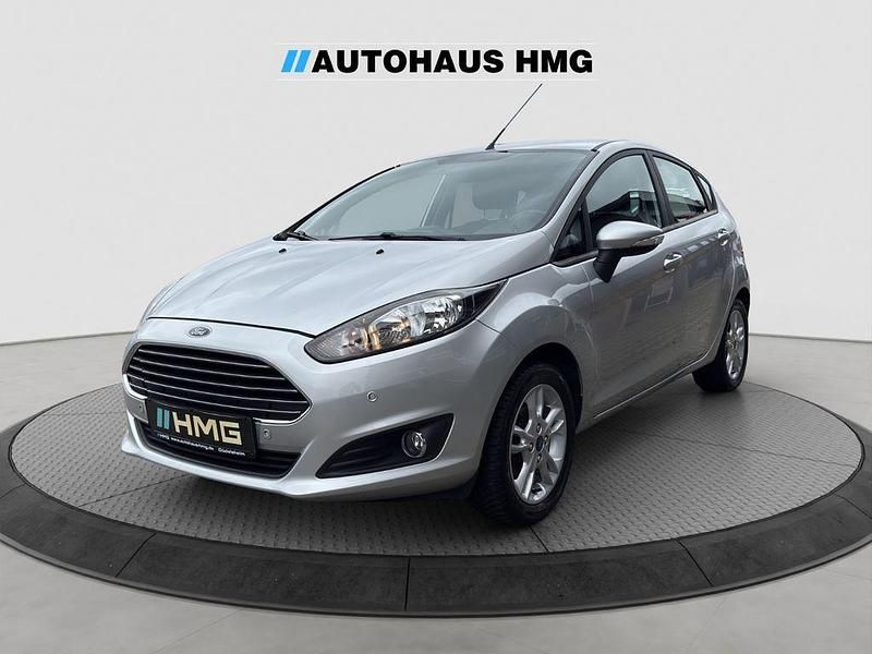 Silber Gebraucht 2015 Ford Fiesta SYNC Edition Kleinwagen | 6.500 € (Fairer Preis) - Bild 1/4