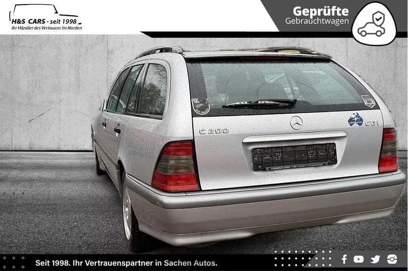 Gebraucht Mercedes C200 102 PS (75 kW) 2000 Silber Kombi