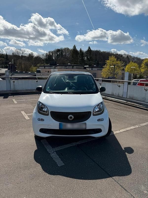 Gebraucht Smart ForFour 71 PS (52 kW) 2016 Weiß Kleinwagen