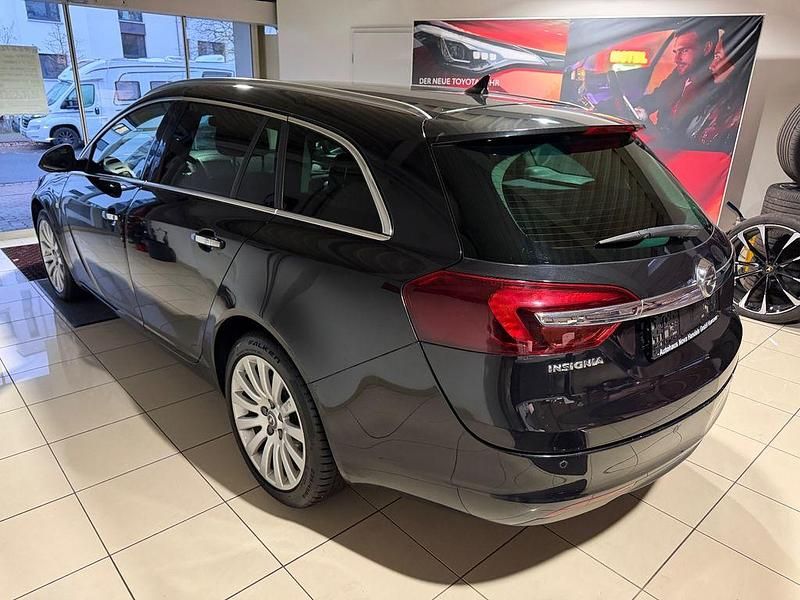 Gebraucht Opel Insignia 163 PS (119 kW) 2015 Schwarz Kombi