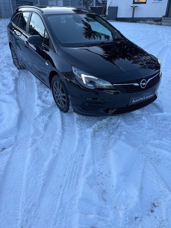 Gebraucht Opel Astra Edition 131 PS (96 kW) 2022 Schwarz Kombi