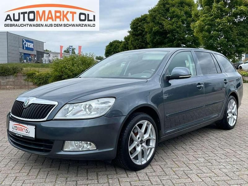 Grau Gebraucht 2012 Skoda Octavia Ambition Kombi | 2.490 € (Superpreis) - Bild 1/4