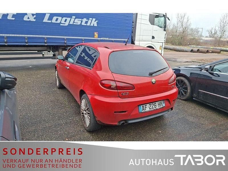 Gebraucht Alfa Romeo 147 120 PS (88 kW) 2008 Unbekannt Kleinwagen