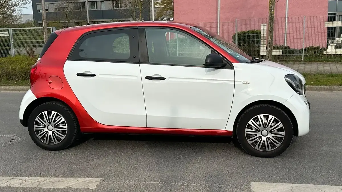 Używany Smart ForFour 71 KM (52 kW) 2016 Czerwony Hatchback