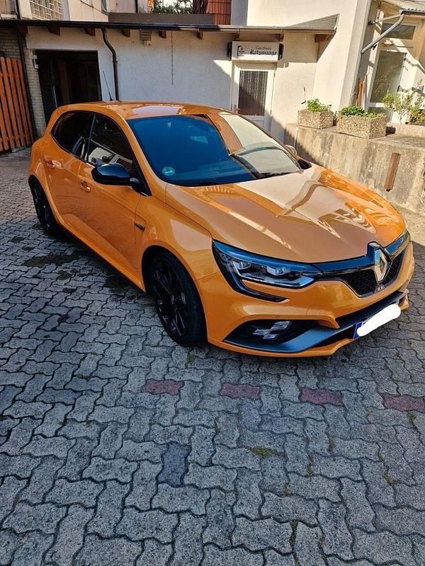 Orange Gebraucht 2019 Renault Mégane IV R.S. Limousine | 27.700 € - Bild 1/4