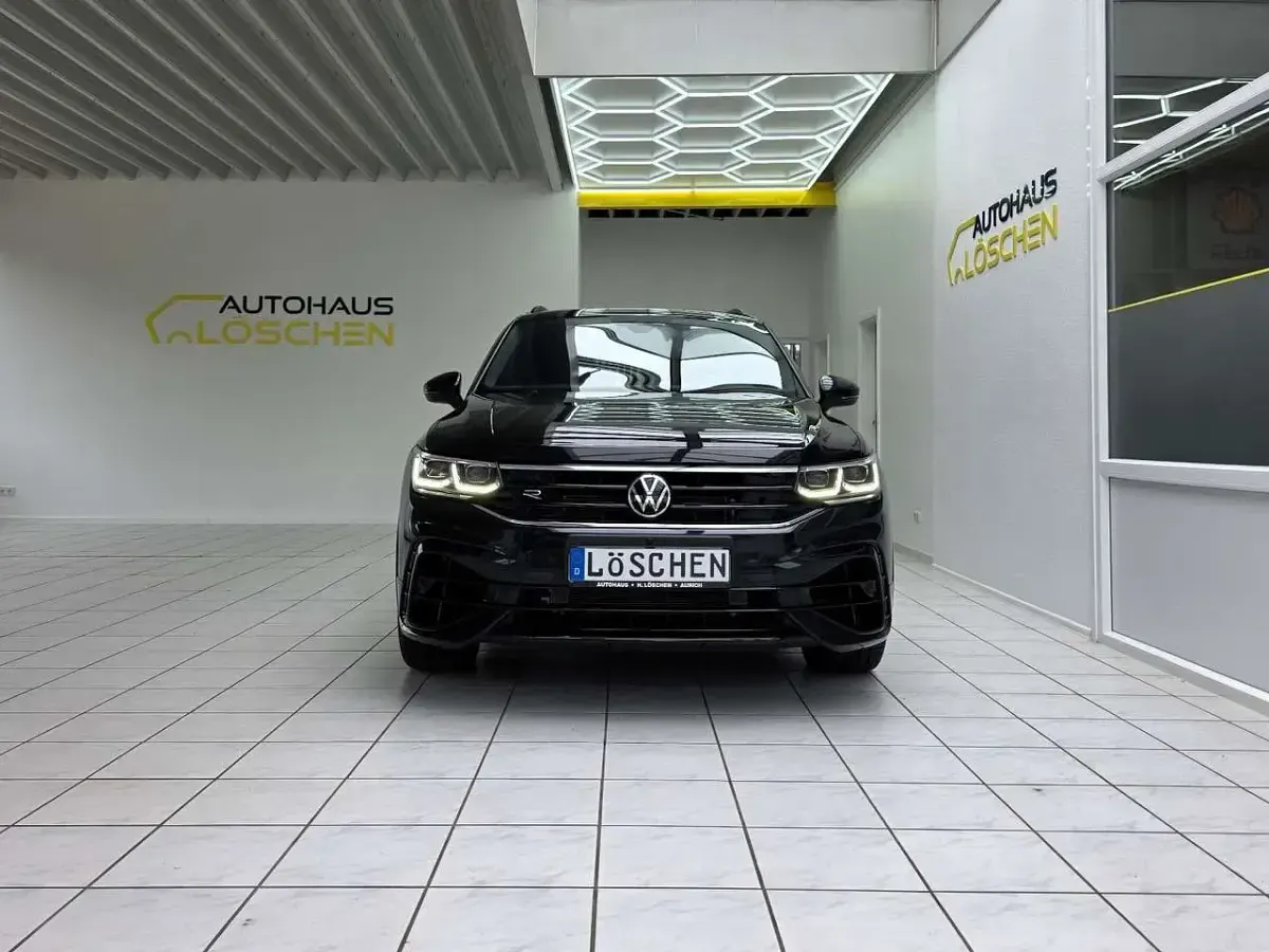 Gebraucht VW Tiguan R 320 PS (235 kW) 2023 Schwarz SUV