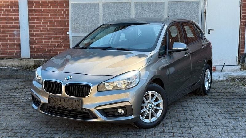 Używany BMW 218 Basis 150 KM (110 kW) 2015 Brązowy Kombi