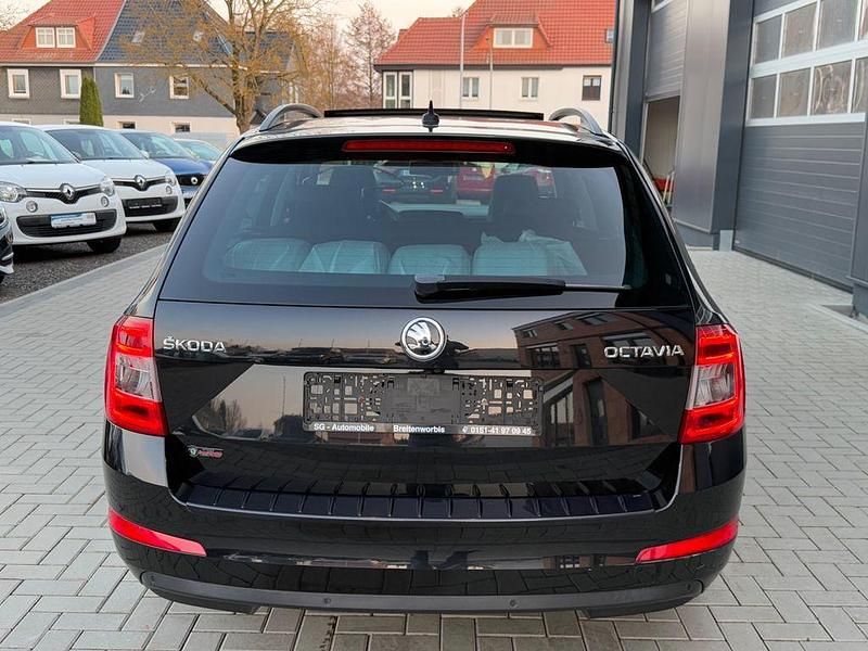 Gebraucht Skoda Octavia Style 150 PS (110 kW) 2015 Schwarz Kleinwagen