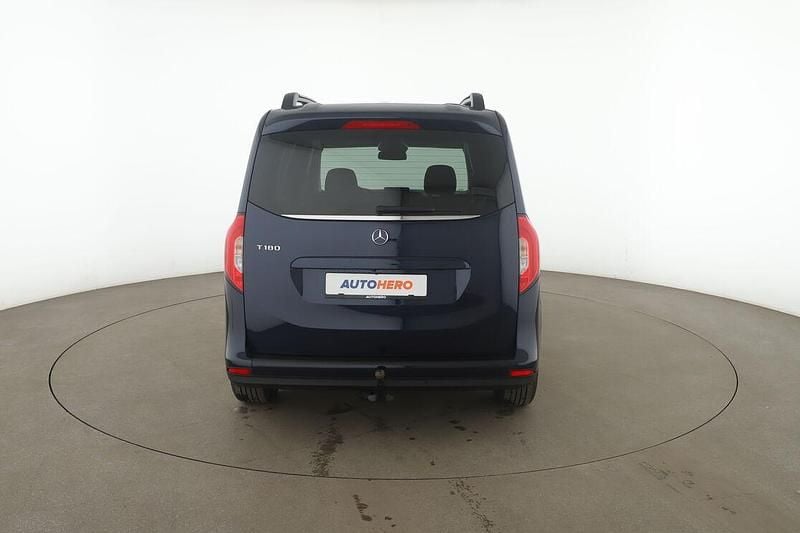 Gebraucht Mercedes T180 Progressive 131 PS (96 kW) 2024 Blau Van / Kleinbus