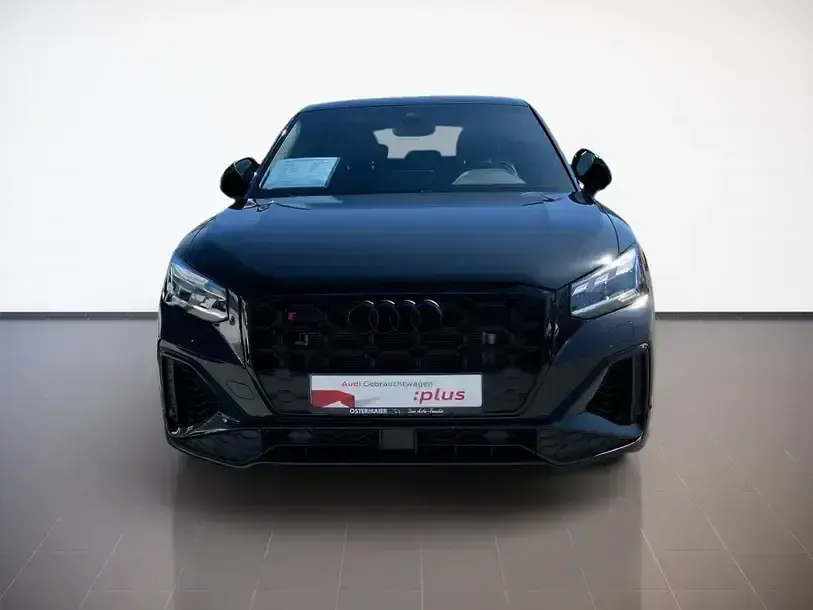 Gebraucht Audi SQ2 Ambiente 300 PS (220 kW) 2022 Mythosschwarz SUV