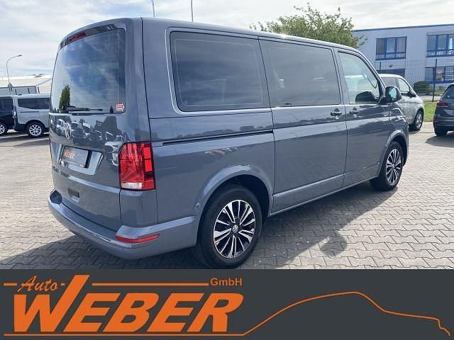 Gebraucht VW Multivan Family 150 PS (110 kW) 2022 Pure grey Van