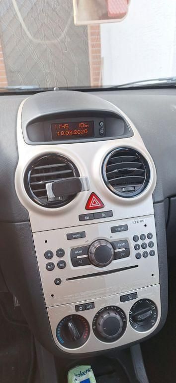 Gebraucht Opel Corsa Selection 60 PS (44 kW) 2009 Weiß Kleinwagen