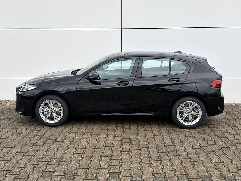 Neu BMW 120 156 PS (114 kW) 2026 Schwarz uni Kleinwagen
