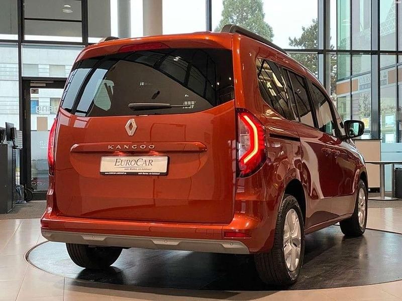 Neu Renault Kangoo Techno 131 PS (96 kW) 2025 Braun Van / Kleinbus
