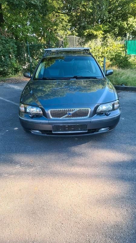 Grau Gebraucht 2003 Volvo V70 Kombi | 1.550 € (Guter Preis) - Bild 1/4