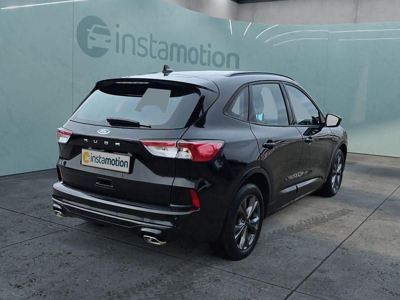 Gebraucht Ford Kuga 120 PS (88 kW) 2023 Schwarz SUV