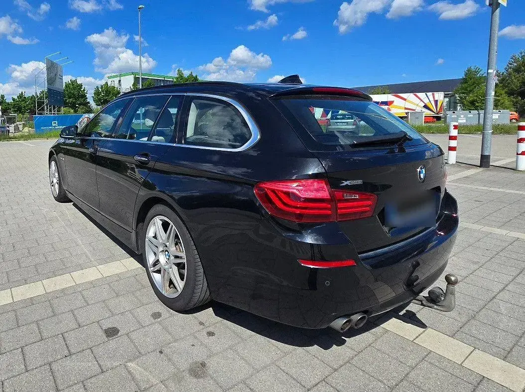 Gebraucht BMW 520 Luxury Line 190 PS (139 kW) 2016 Schwarz Kombi