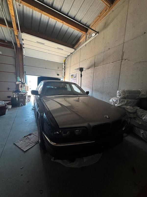 Gebraucht BMW 728 197 PS (144 kW) 1998 Blau Limousine