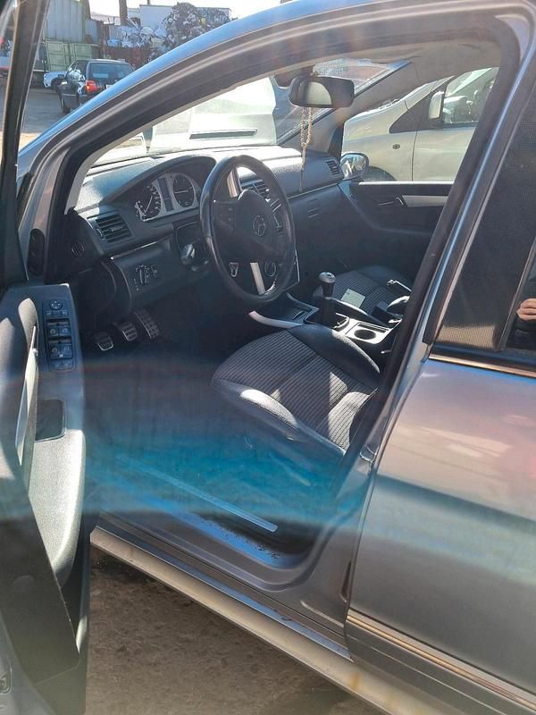 Gebraucht Mercedes B180 109 PS (80 kW) 2007 Grau Van / Kleinbus