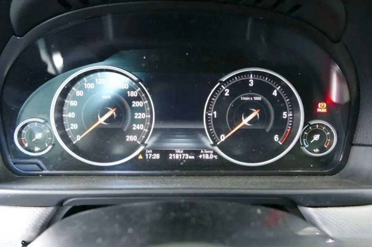 Używany BMW 520 Performance 190 KM (139 kW) 2016 Biały Kombi