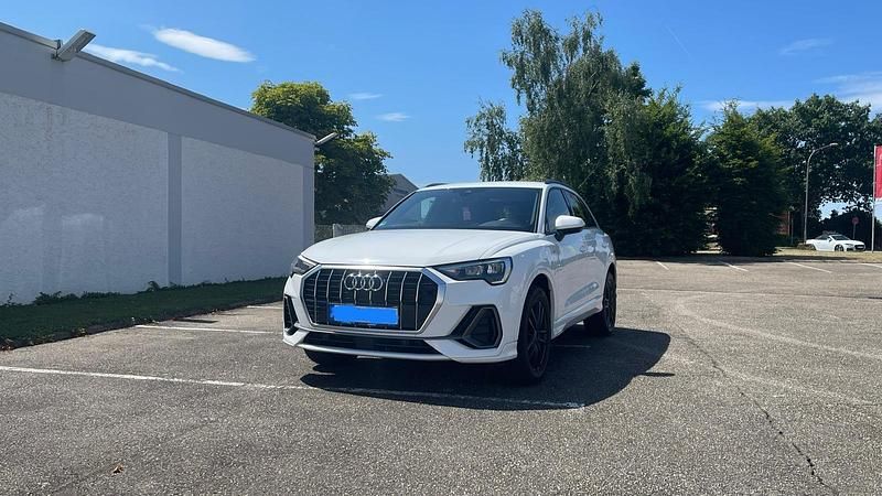 Weiß Gebraucht 2021 Audi Q3 S-Line SUV | 29.999 € (Fairer Preis) - Bild 1/4