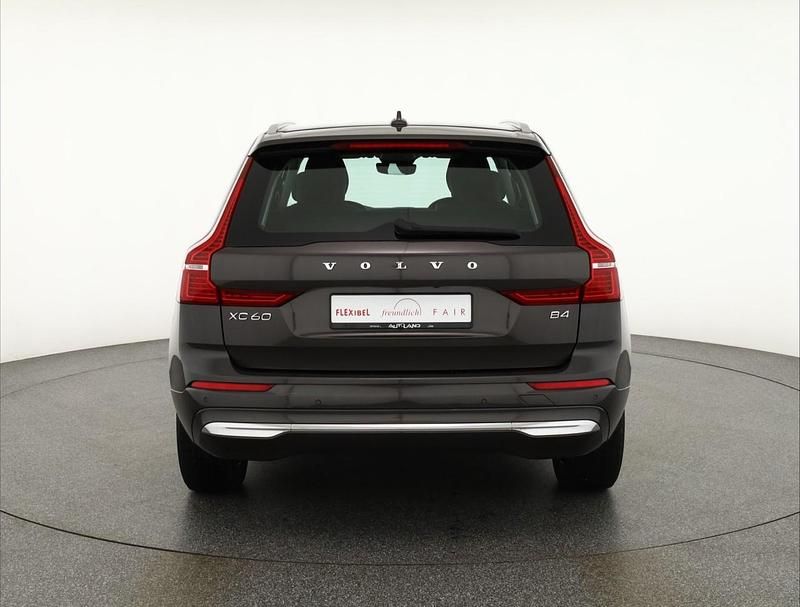 Gebraucht Volvo XC60 197 PS (144 kW) 2022 Grau SUV