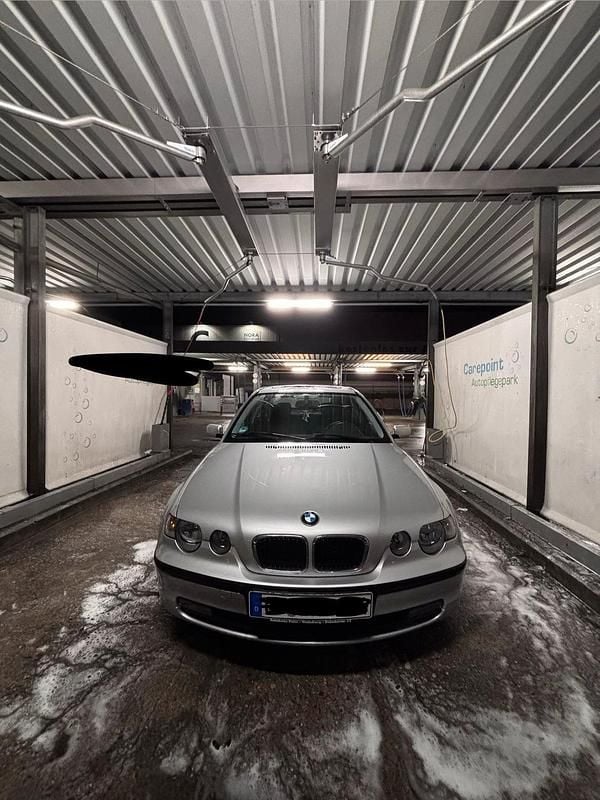 Gebraucht BMW 316 116 PS (85 kW) 2003 Silber Coupé