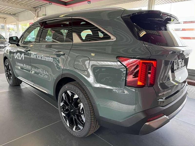 Gebraucht Kia Sorento Platinum 193 PS (141 kW) 2024 Grün SUV