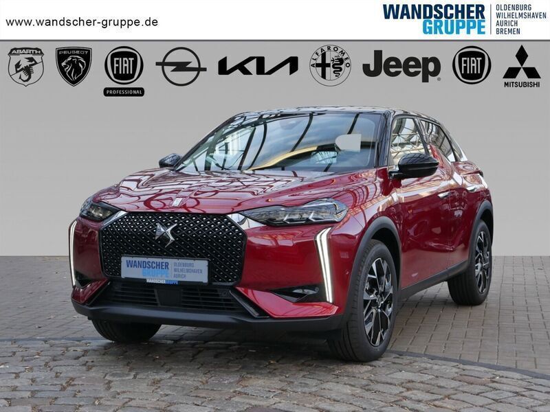 Rotschwarz Gebraucht 2023 DS Automobiles DS3 Crossback E-Tense Opera SUV | 27.990 € (Fairer Preis) - Bild 1/4