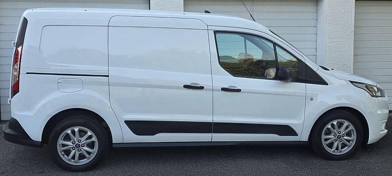 Gebraucht Ford Transit Connect 101 PS (74 kW) 2021 Weiß Van / Kleinbus