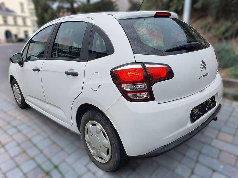 Second-hand Citroën C3 Attraction 68 CP (50 kW) 2015 Alb Berlinǎ