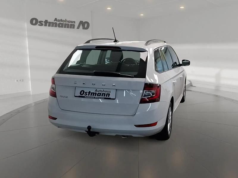 Gebraucht Skoda Fabia Ambition 95 PS (69 kW) 2022 Weiß Kombi