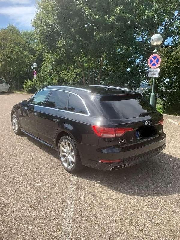 Gebraucht Audi A4 S-Line 150 PS (110 kW) 2019 Schwarz Kombi