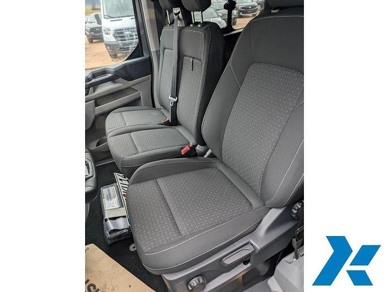 Gebraucht Ford Tourneo Trend 136 PS (100 kW) 2025 Grau Van / Kleinbus