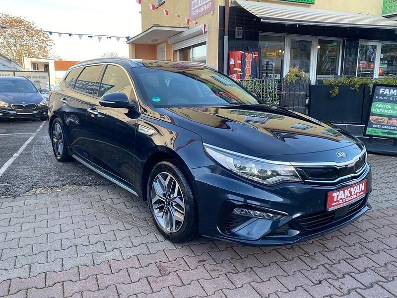 Gebraucht Kia Optima Hybrid Spirit 154 PS (113 kW) 2019 Blau Limousine
