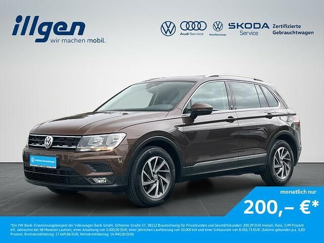Gebraucht VW Tiguan Sound 125 PS (91 kW) 2018 Braun / nutshell brown (metallic) SUV