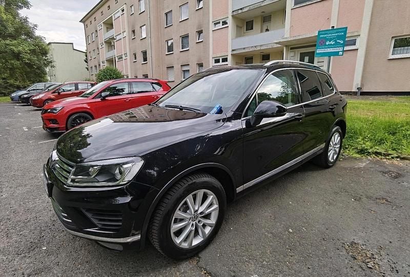 Gebraucht VW Touareg 262 PS (192 kW) 2014 Schwarz SUV