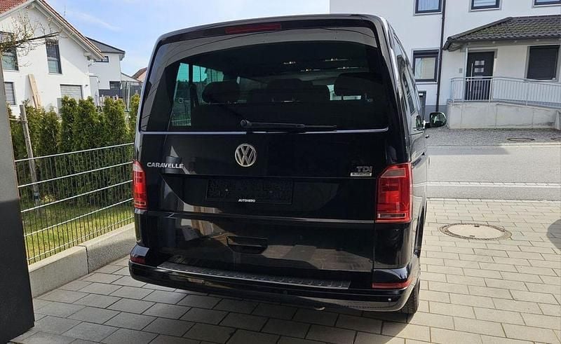 Gebraucht VW T6 Comfortline 150 PS (110 kW) 2016 Schwarz Van