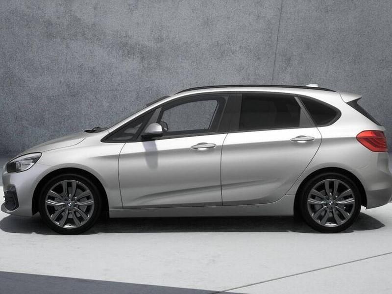 Gebraucht BMW 218 Active Tourer Advantage 150 PS (110 kW) 2017 Silber Van / Kleinbus