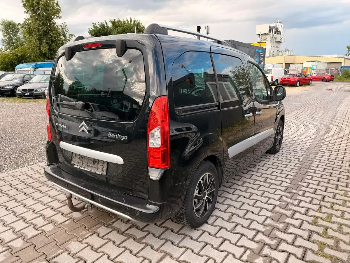Gebraucht Citroën Berlingo 120 PS (88 kW) 2011 Schwarz Van / Kleinbus