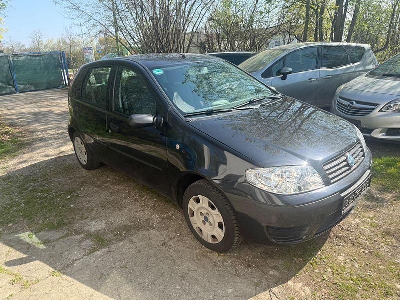 Gebraucht Fiat Punto Active 60 PS (44 kW) 2006 Schwarz Kleinwagen