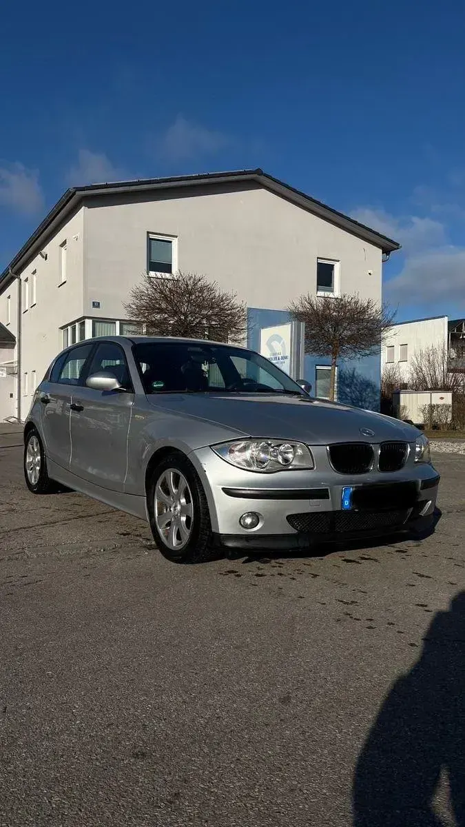 Używany BMW 116 116 KM (85 kW) 2005 Szary Hatchback