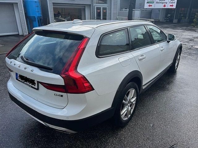 Gebraucht Volvo V90 CC Pro 190 PS (139 kW) 2018 Weiß Kombi