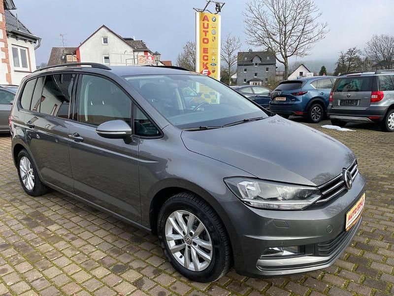 Gebraucht VW Touran 110 PS (80 kW) 2016 Grau Van / Kleinbus