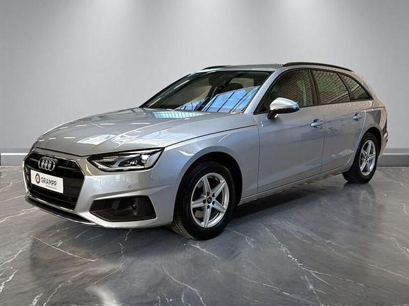 Gebraucht Audi A4 Basis 163 PS (119 kW) 2023 Silber Kombi