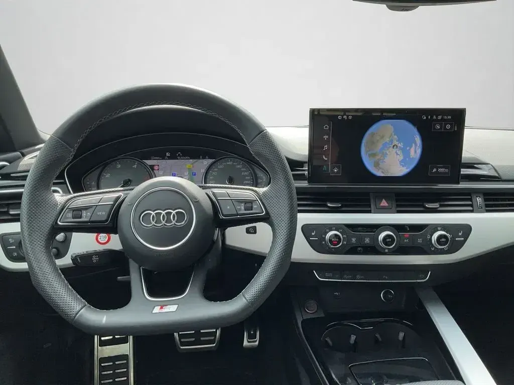 Gebraucht Audi S4 Business 341 PS (250 kW) 2024 Mythosschwarz metallic (metallic) Kombi