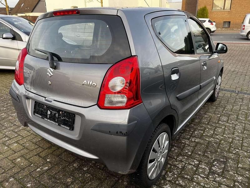 Gebraucht Suzuki Alto 68 PS (50 kW) 2014 Grau Kleinwagen
