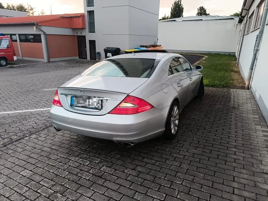 Gebraucht Mercedes CLS350 292 PS (214 kW) 2010 Silber Coupé